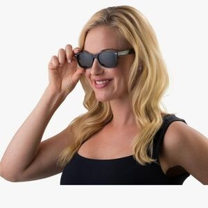 Men's or women's sunglasses